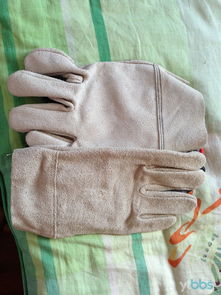 勞保用品轉(zhuǎn)讓 低價處理，安全守護再出發(fā)